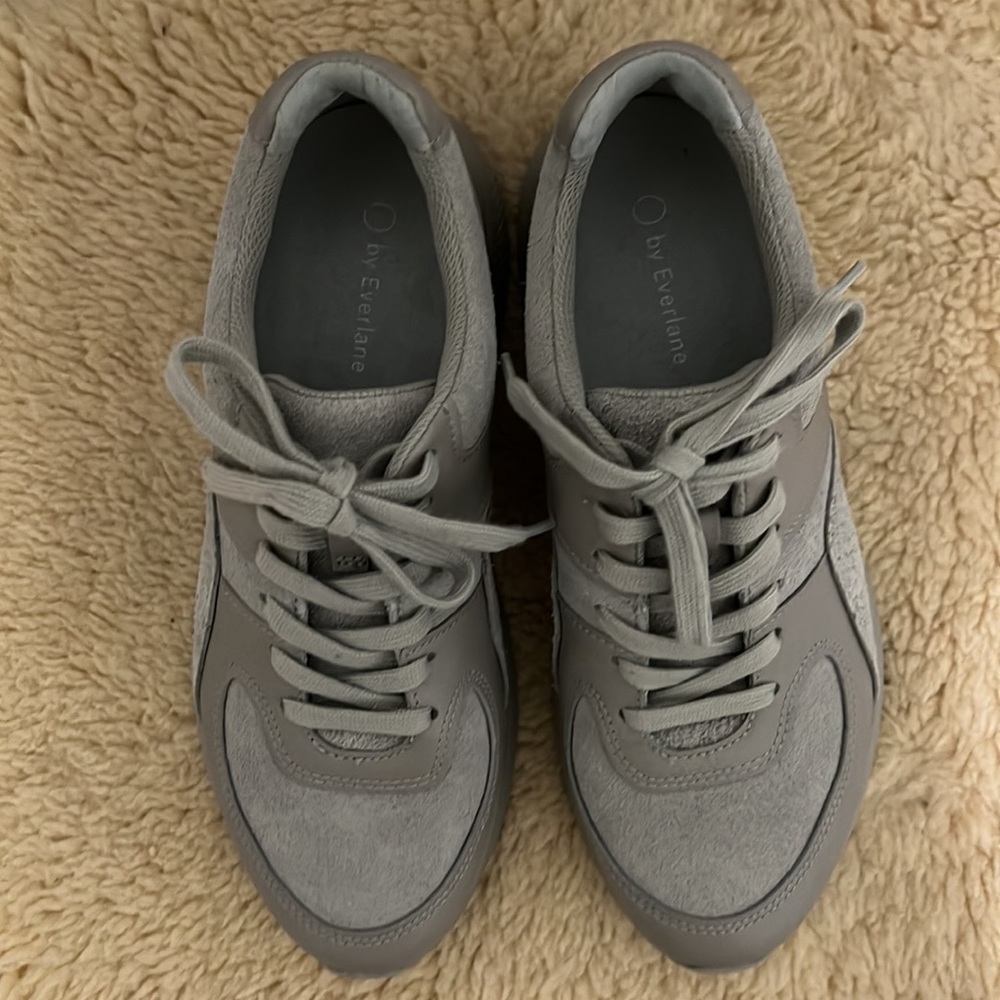 O by Everlane The Trainer Woman’s 9 Mens 7 Gray Leather Lace Up Sneaker - Picture 4 of 11